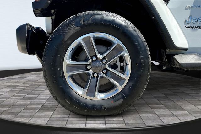 Used 2022 Jeep Wrangler Unlimited Sahara w/ Cold Weather Group AWD/4WD image 34