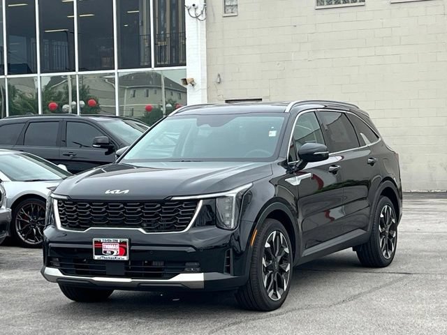 Certified 2025 Kia Sorento EX FWD image 5