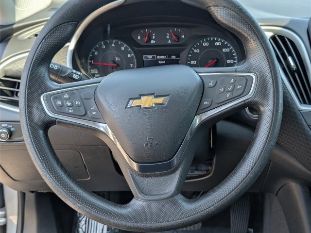 Used 2024 Chevrolet Malibu LT FWD image 16
