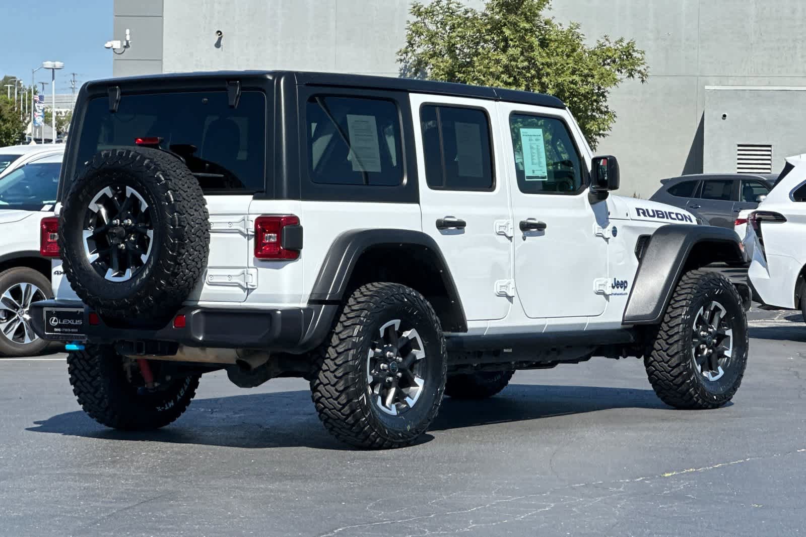 Used 2024 Jeep Wrangler Unlimited Rubicon 4xe AWD/4WD image 2