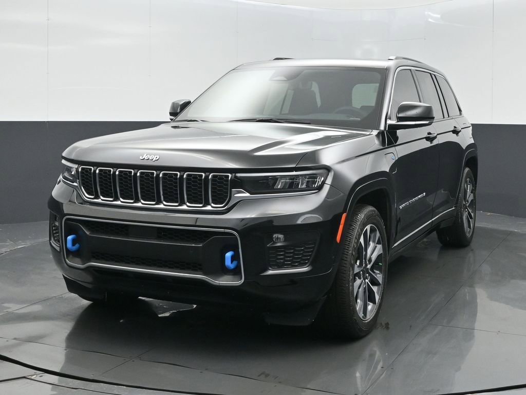 Used 2024 Jeep Grand Cherokee Overland w/ Luxury Tech Group IV image 7