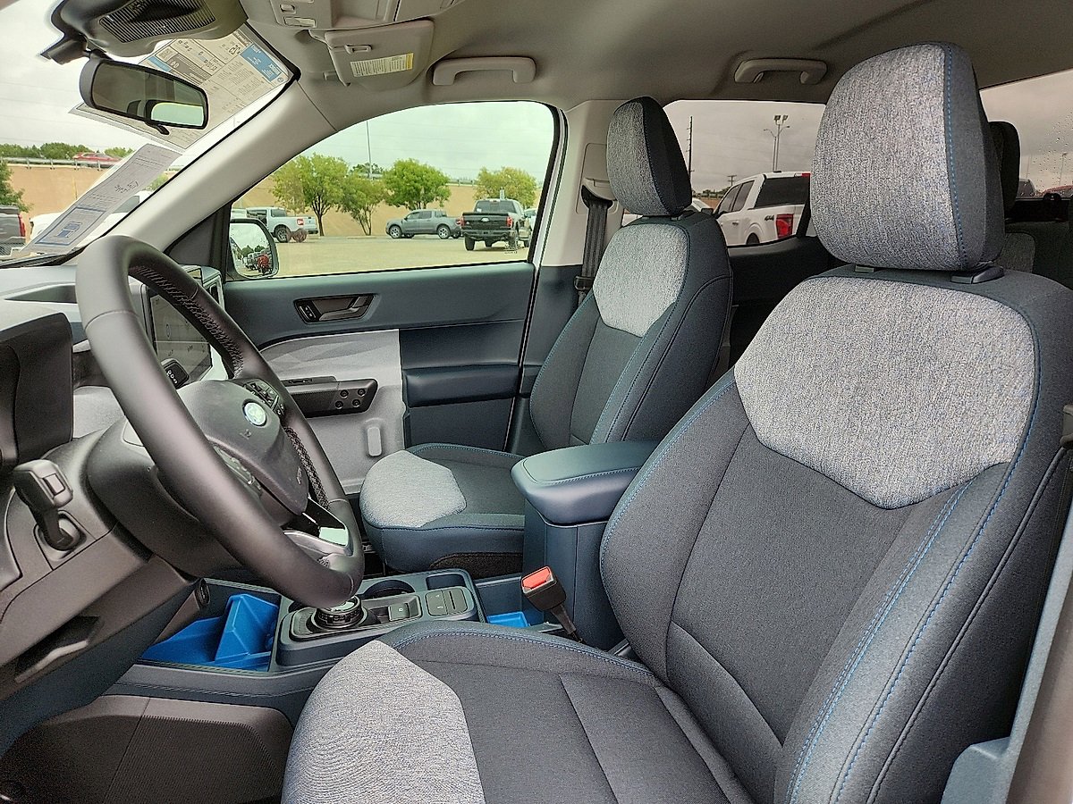 New 2025 Ford Maverick XLT w/ XLT Luxury Package image 7