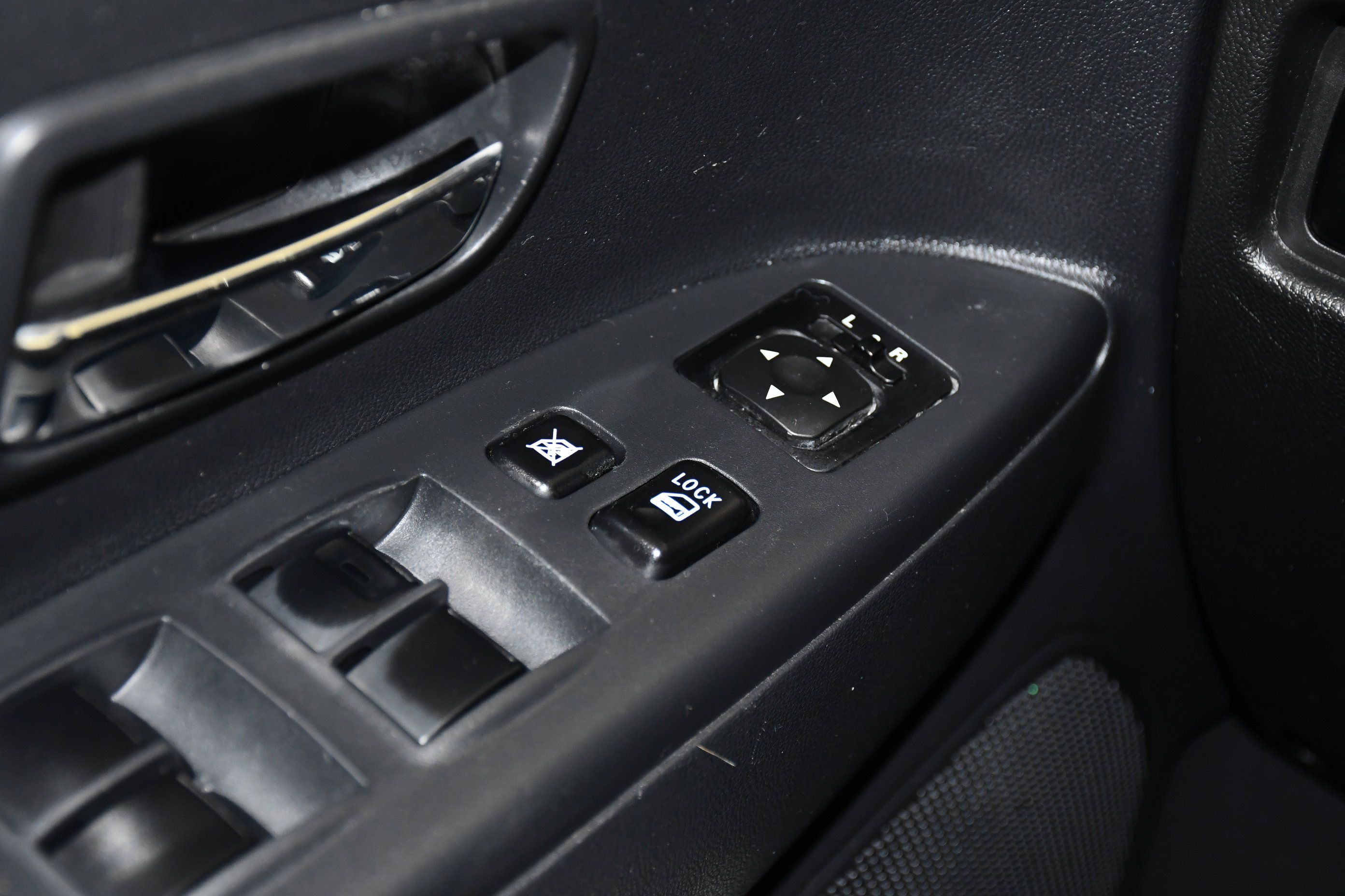 Used 2022 Mitsubishi Outlander Sport ES image 32