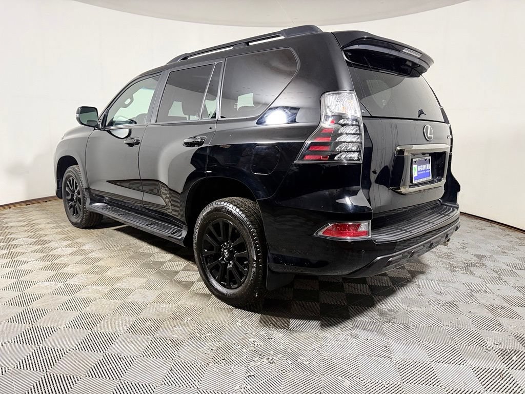 Used 2023 Lexus GX 460 w/ Black Line Special Edition AWD/4WD image 4