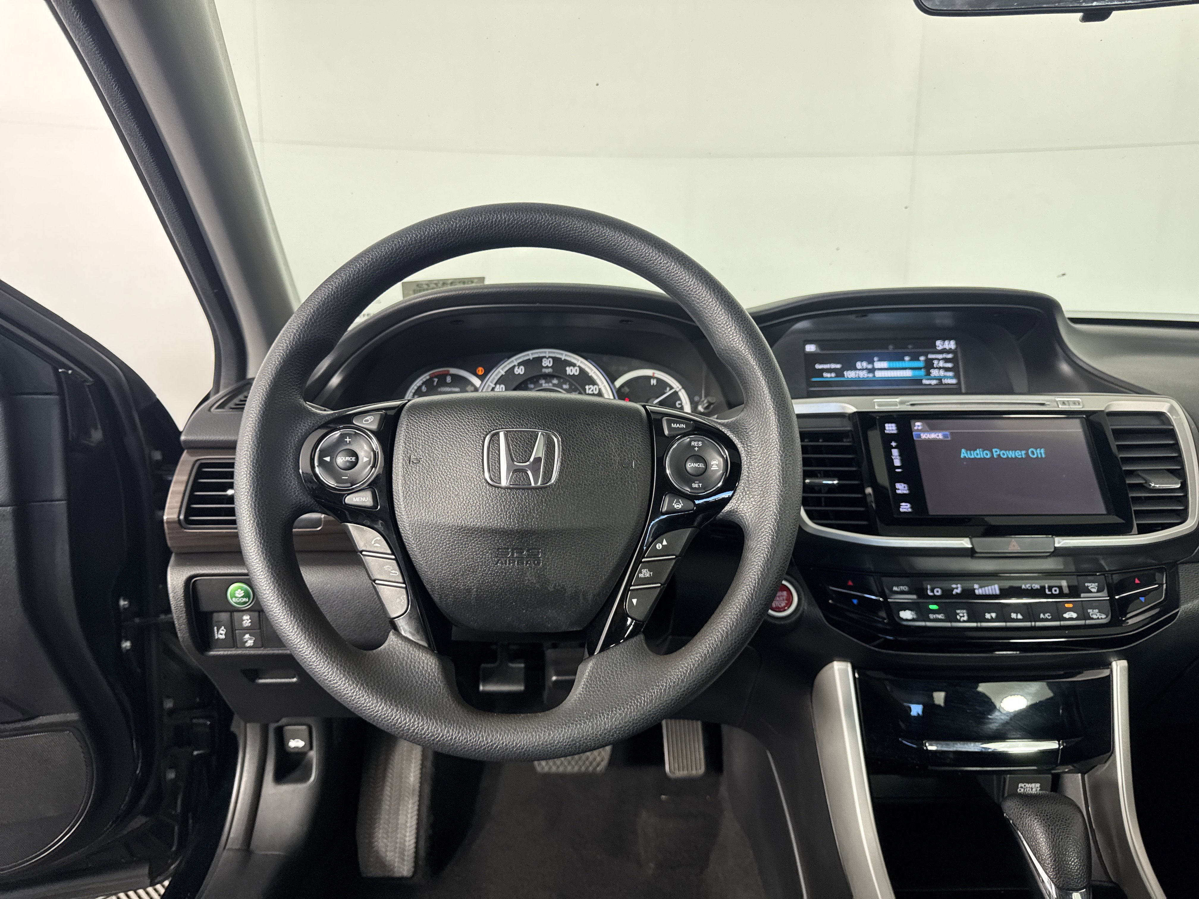 Used 2017 Honda Accord EX image 25