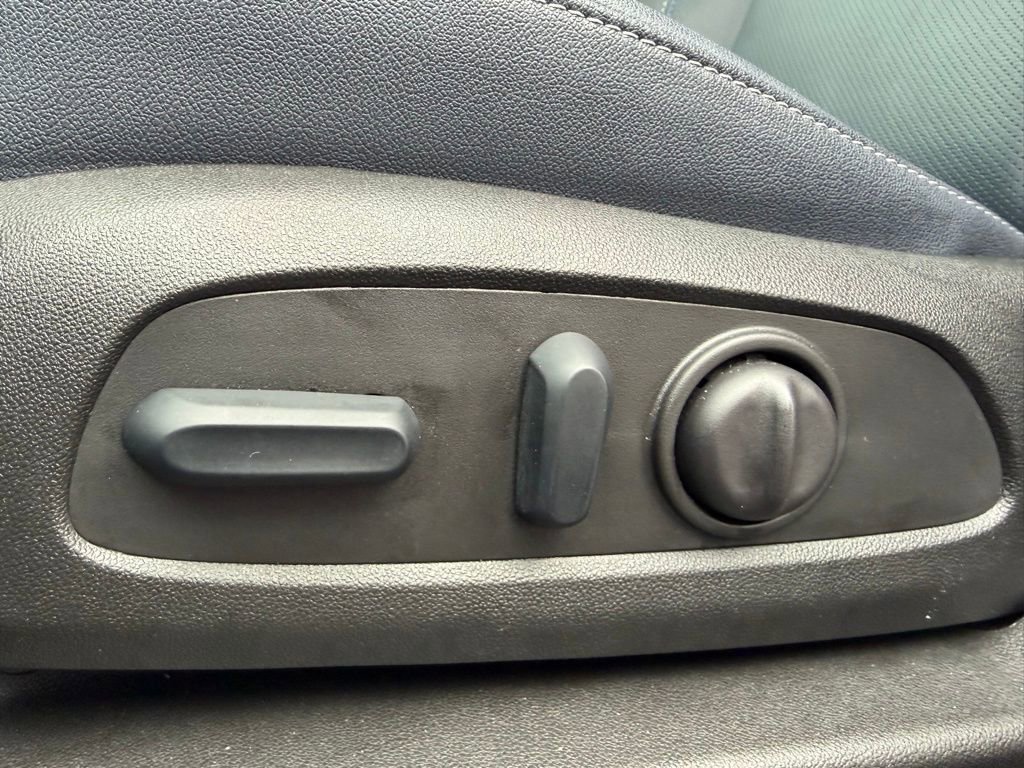 Used 2022 Ford Edge SEL image 21