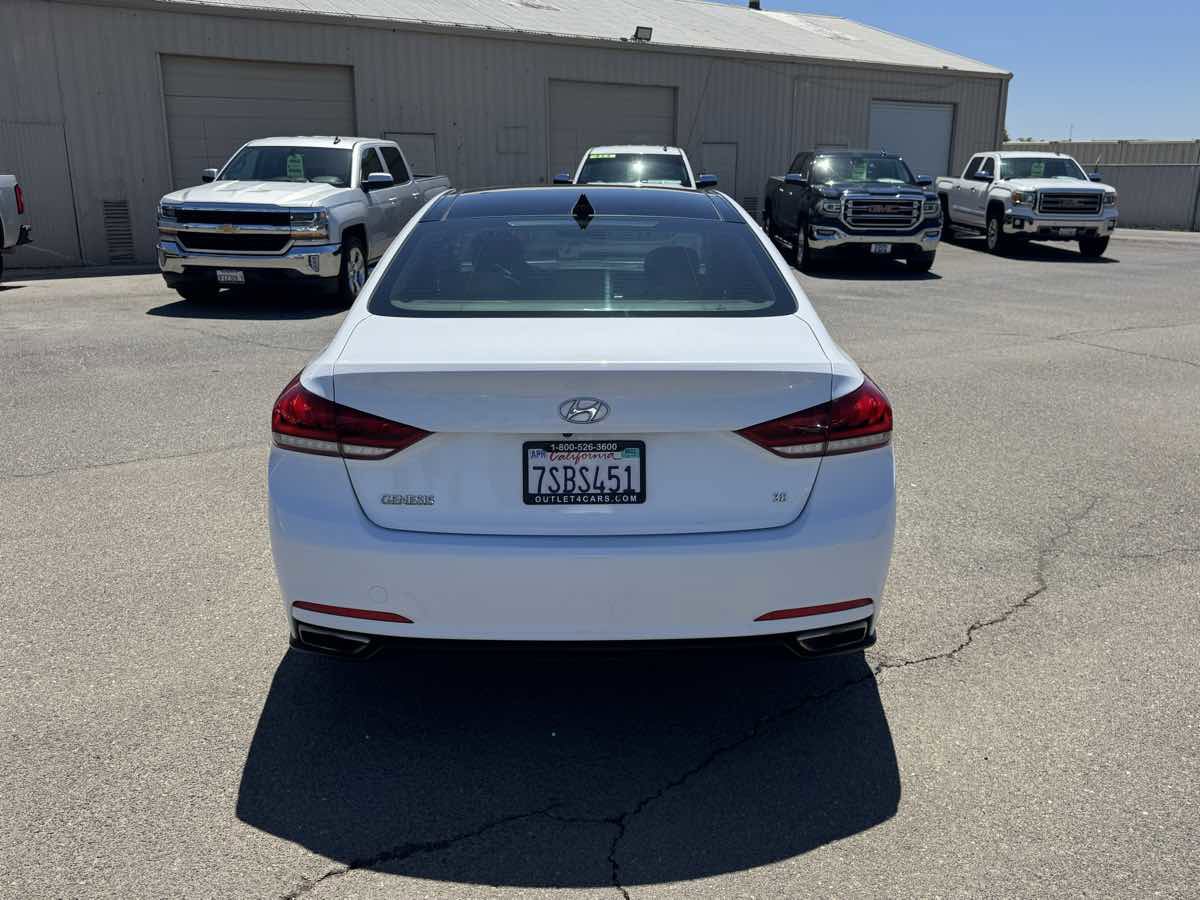 Used 2016 Hyundai Genesis 3.8 w/ Option Group 02 RWD image 8