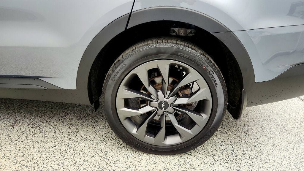 Used 2023 Kia Sorento SX Prestige AWD/4WD image 9