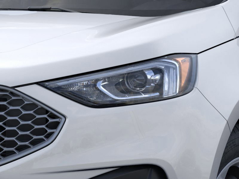Used 2024 Ford Edge SE image 18