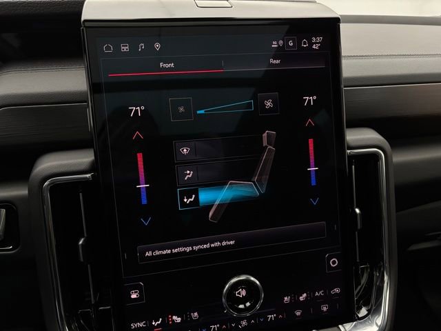 New 2026 GMC Yukon XL Denali w/ Denali Reserve Package image 30