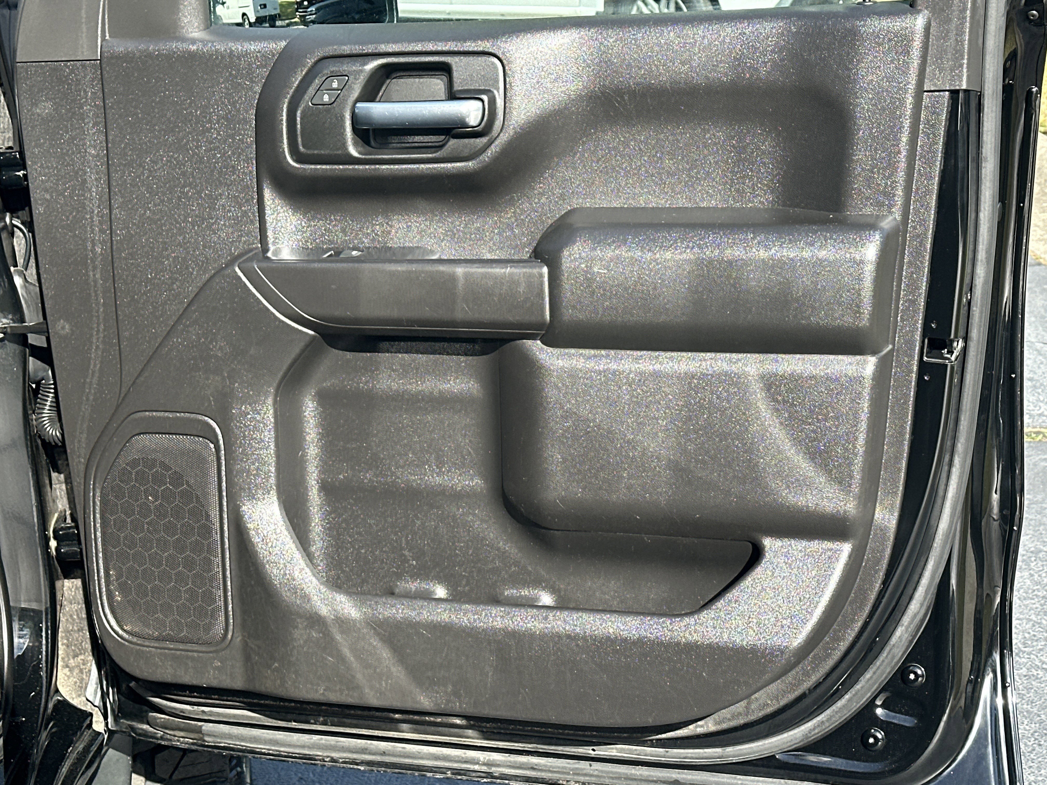 Used 2021 Chevrolet Silverado 1500 Custom AWD/4WD image 16