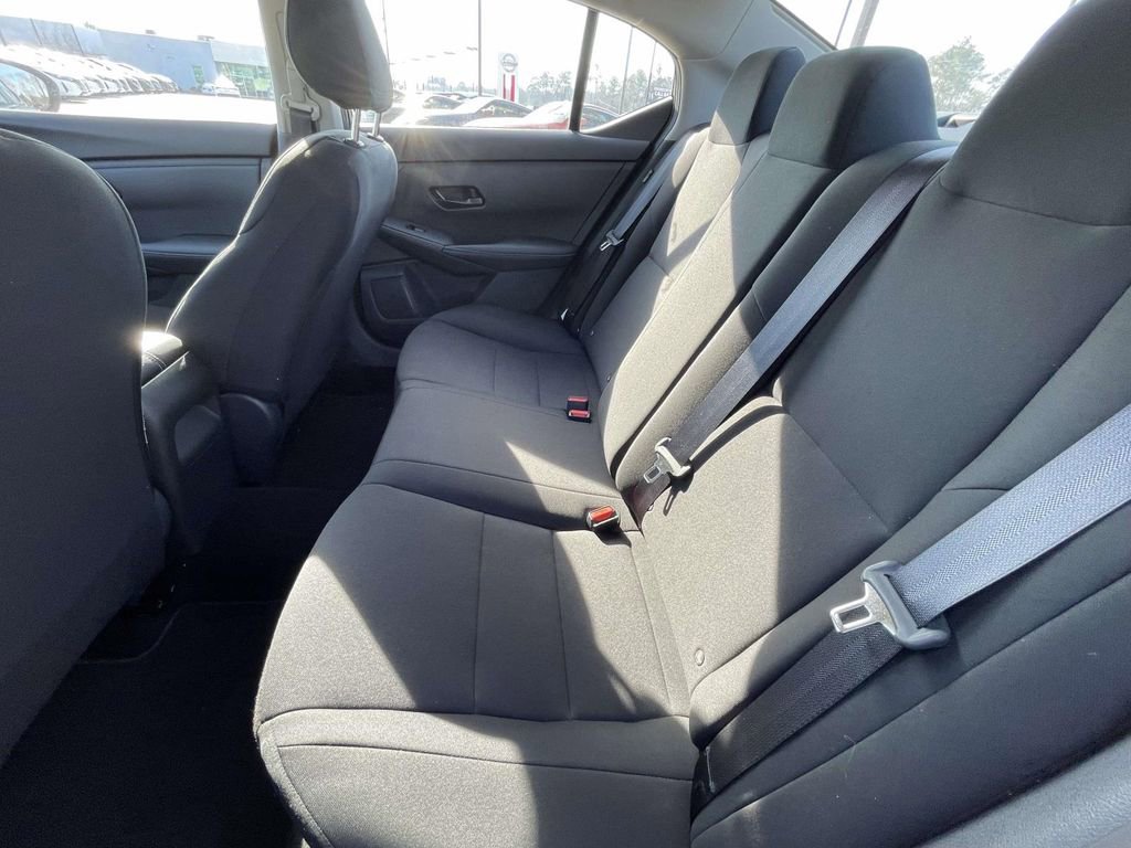 Used 2025 Nissan Sentra S image 11