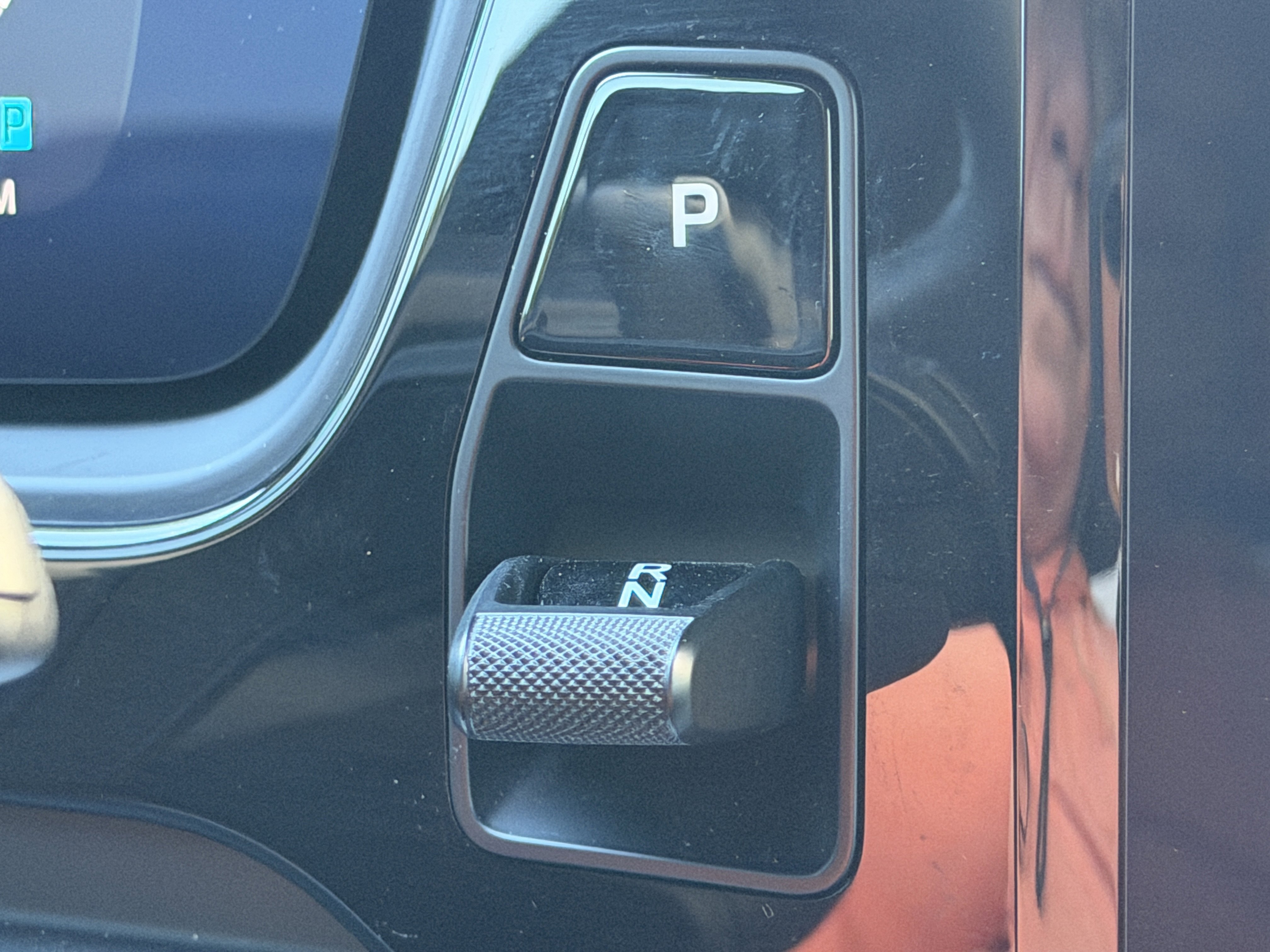 Certified 2024 Porsche Cayenne S image 32