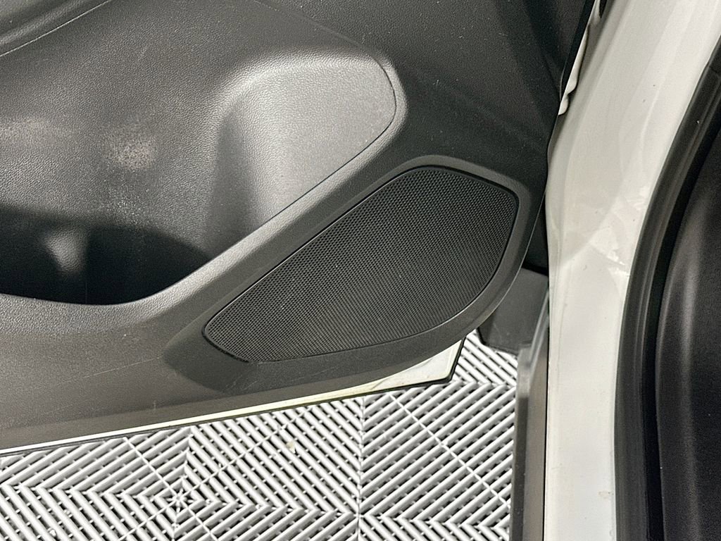 Used 2021 Chevrolet TrailBlazer LT w/ Premium Seating Package FWD image 27