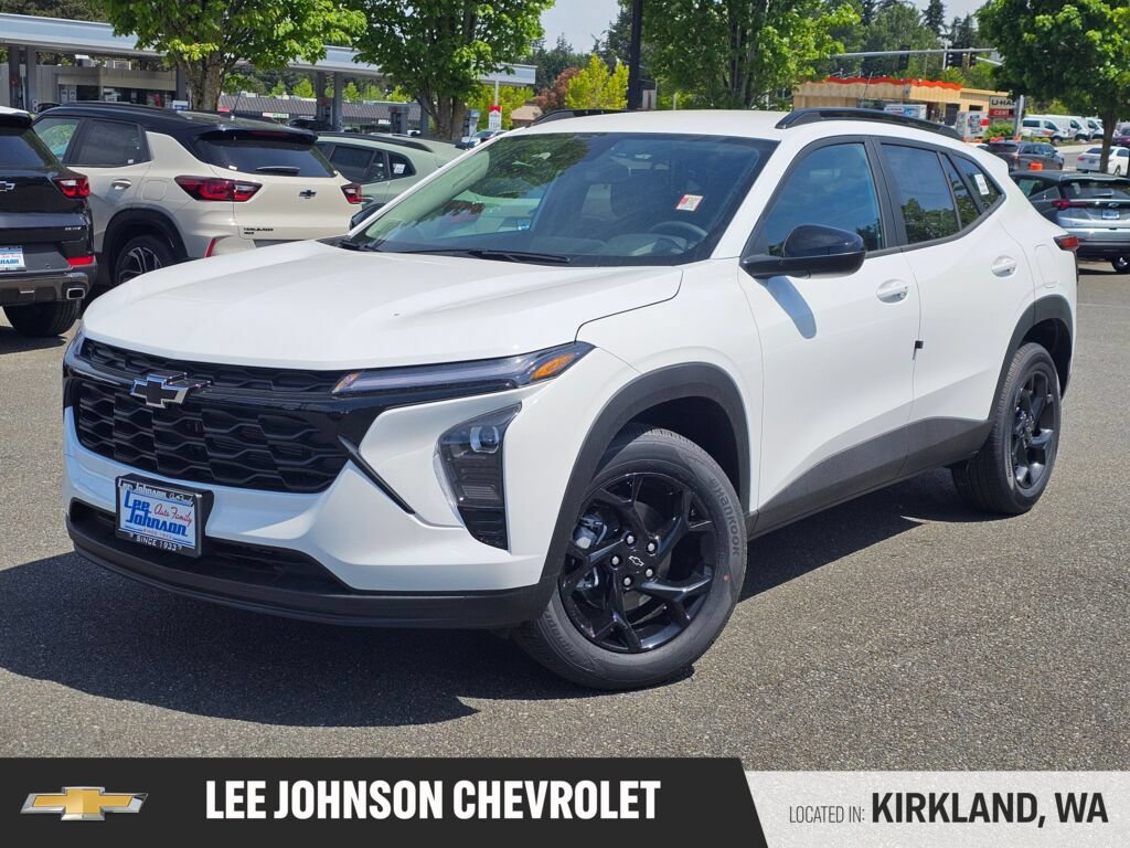 New 2026 Chevrolet Trax LT w/ Driver Confidence Package