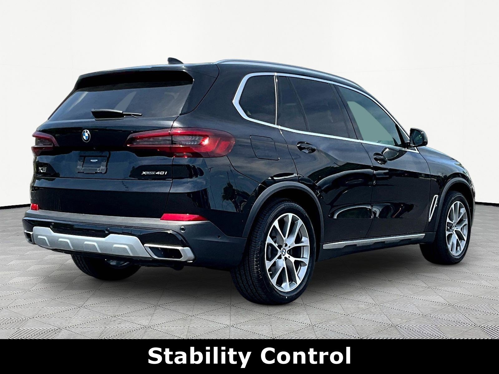 Used 2020 BMW X5 xDrive40i w/ Convenience Package AWD/4WD image 6
