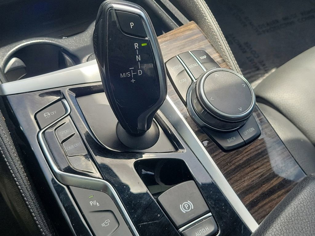 Used 2018 BMW 540i RWD image 31