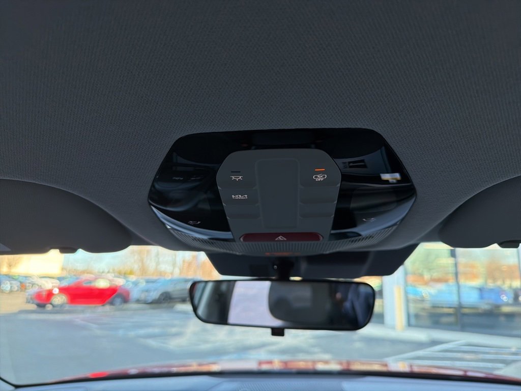 New 2025 Kia K4 LXS image 27