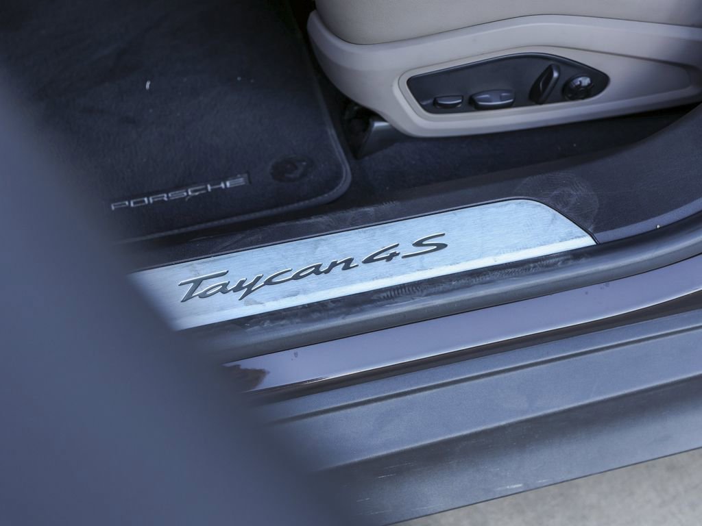Certified 2021 Porsche Taycan 4S image 14