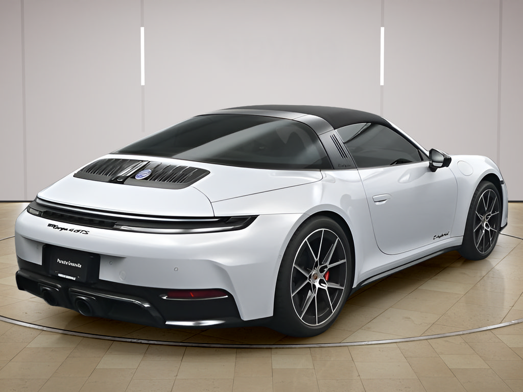 Certified 2025 Porsche 911 Targa 4 GTS AWD/4WD image 29