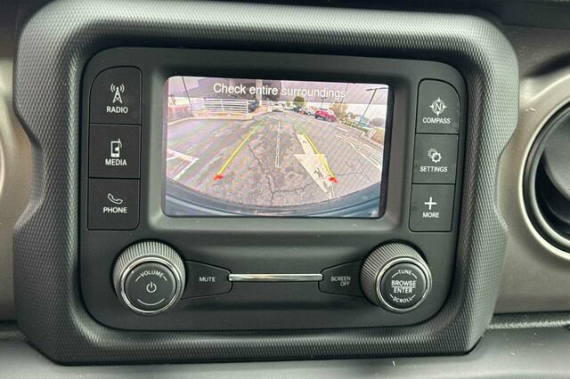 Certified 2021 Jeep Wrangler Unlimited Sport AWD/4WD image 16