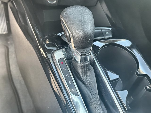 Used 2025 Chevrolet Trax LT FWD image 15