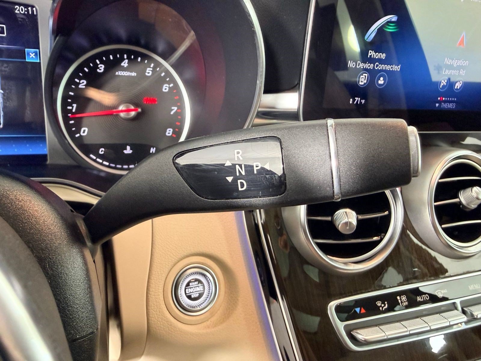 Used 2021 Mercedes-Benz GLC 300 4MATIC image 15