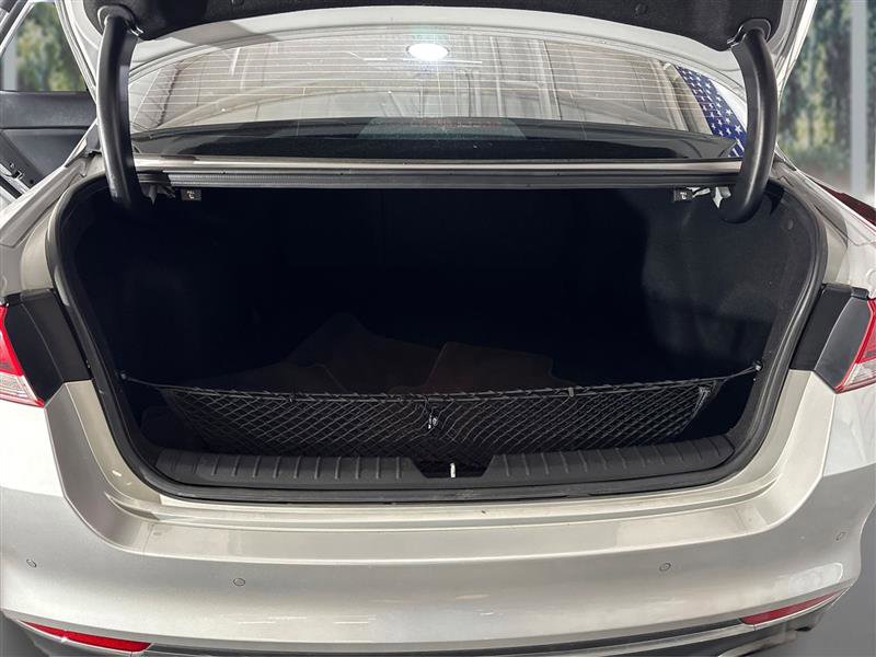 Used 2018 Kia Optima LX w/ Convenience Package image 12