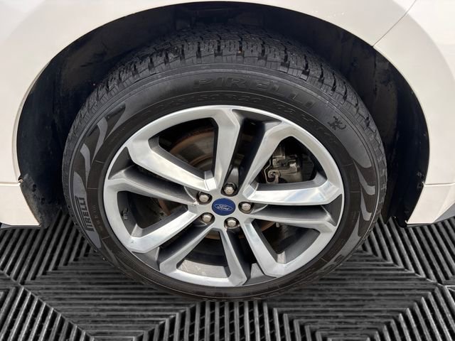 Used 2018 Ford Edge Sport w/ Equipment Group 401A AWD/4WD image 14