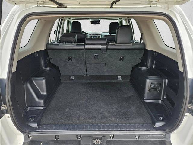 Used 2022 Toyota 4Runner SR5 Premium w/ Moonroof Package RWD image 6