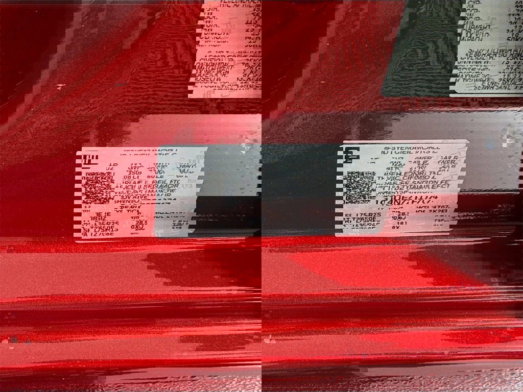 New 2026 GMC Sierra 2500 SLT w/ SLT Premium Package image 27