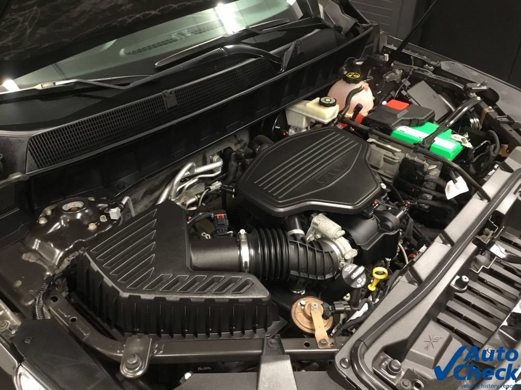 Used 2018 GMC Acadia SLE w/ LPO, Floor Liner Package AWD/4WD image 40