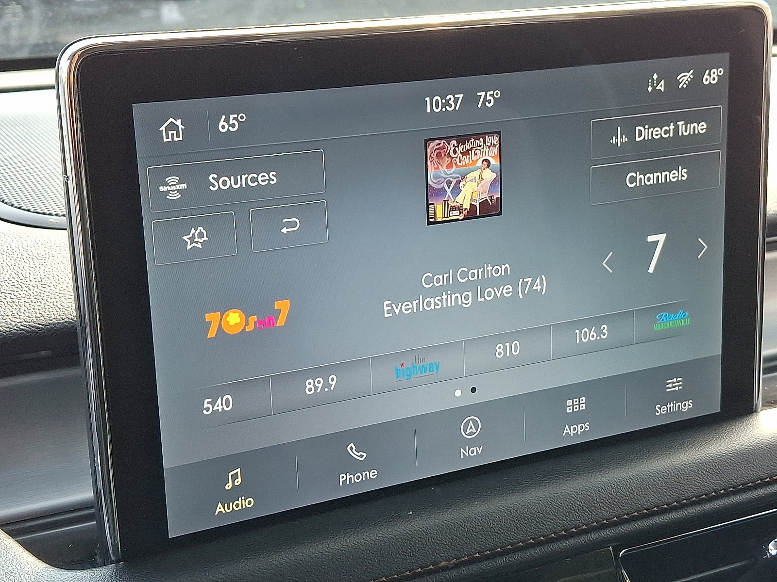 Used 2023 Lincoln Aviator AWD w/ Premium Package image 18