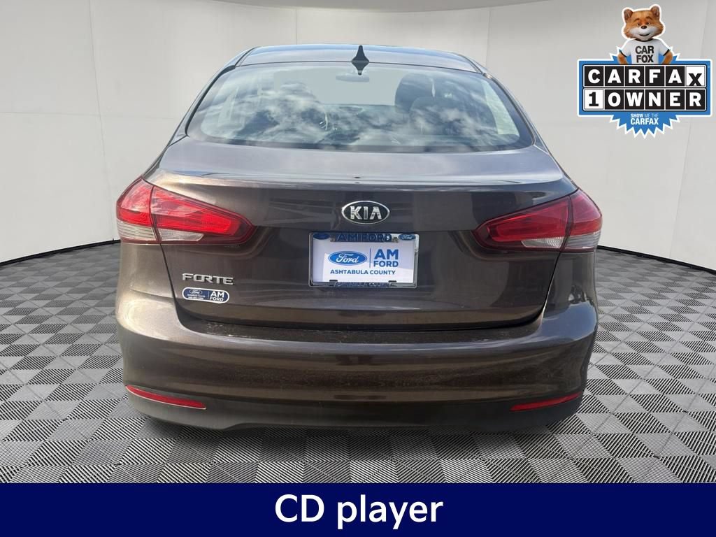 Used 2017 Kia Forte LX FWD image 4