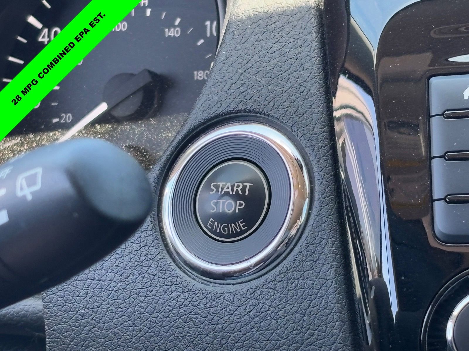 Certified 2020 Nissan Rogue SL w/ Premium Package FWD image 24