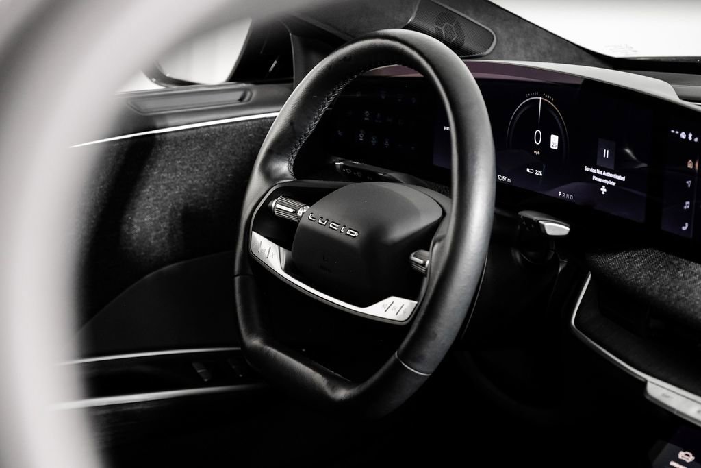 Used 2024 Lucid Air Pure image 11