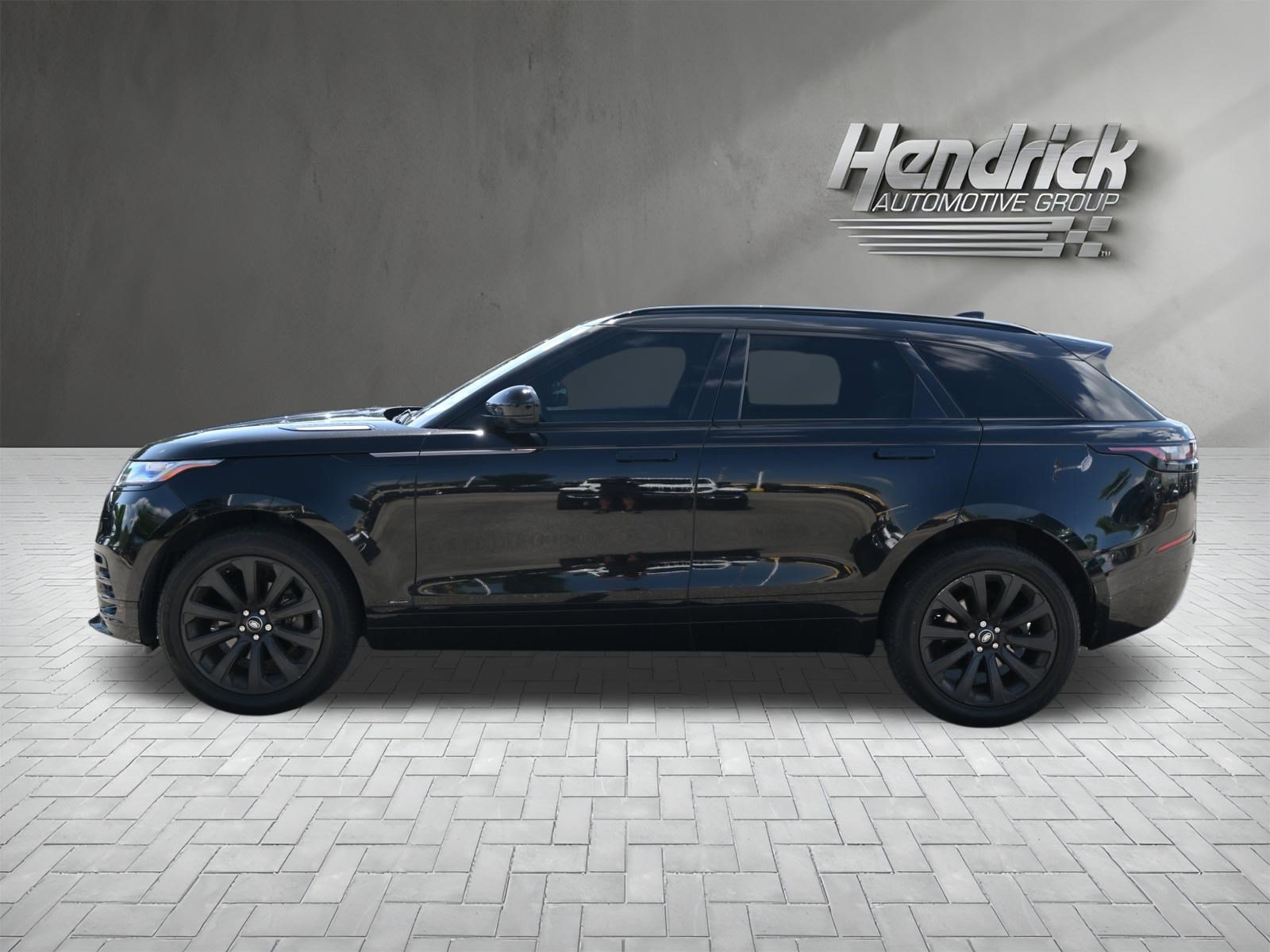 Used 2020 Land Rover Range Rover Velar R-Dynamic S AWD/4WD image 6