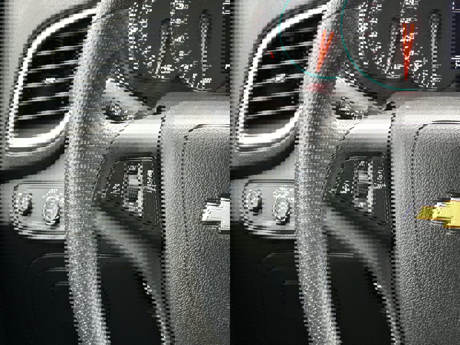 Used 2020 Chevrolet Trax LS w/ Tint and Cruise Package image 20