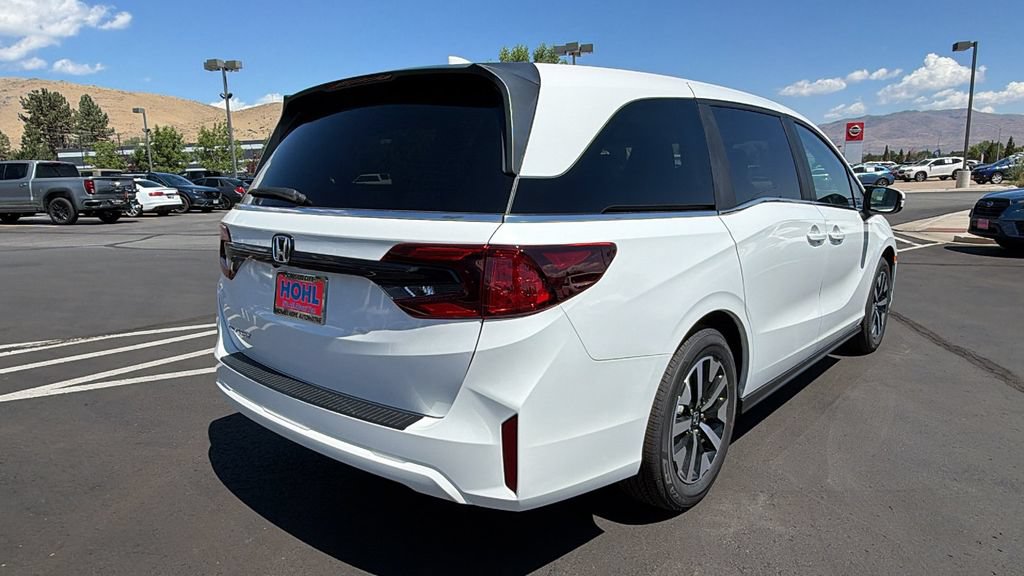 New 2026 Honda Odyssey EX-L image 3