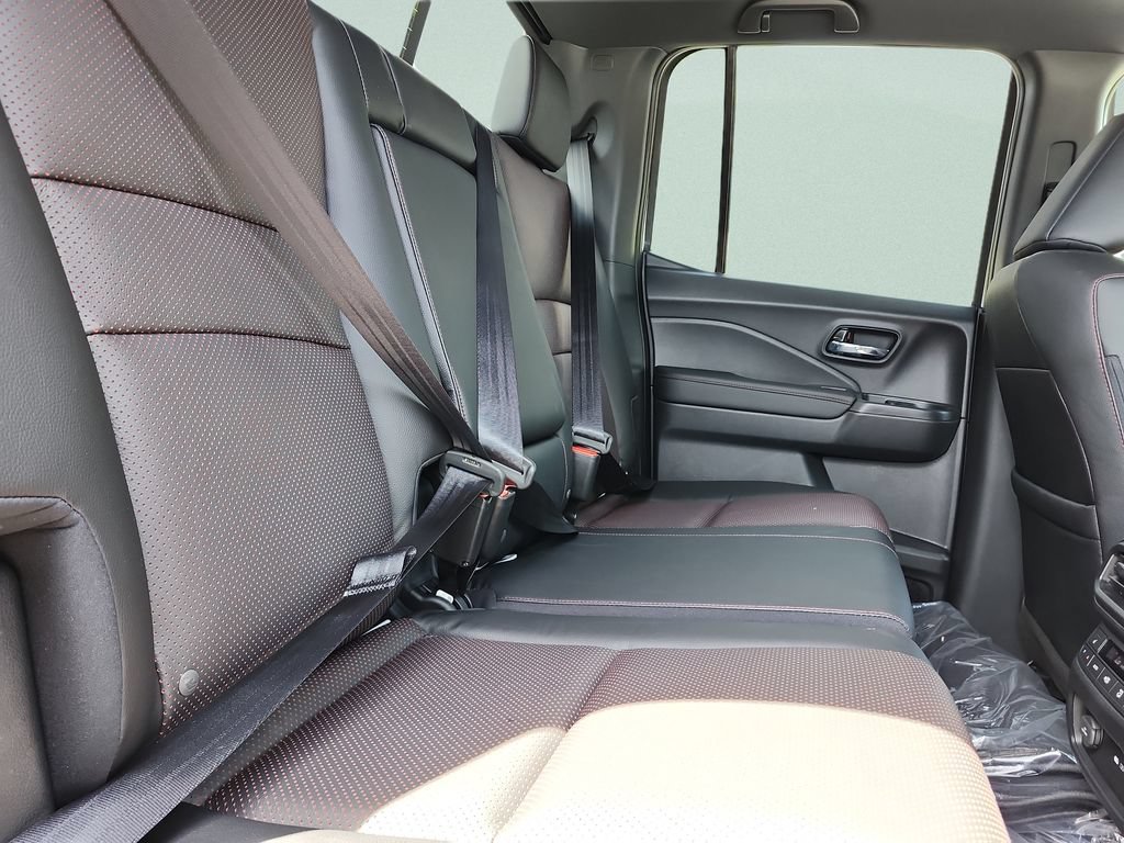 New 2026 Honda Ridgeline Black Edition image 32