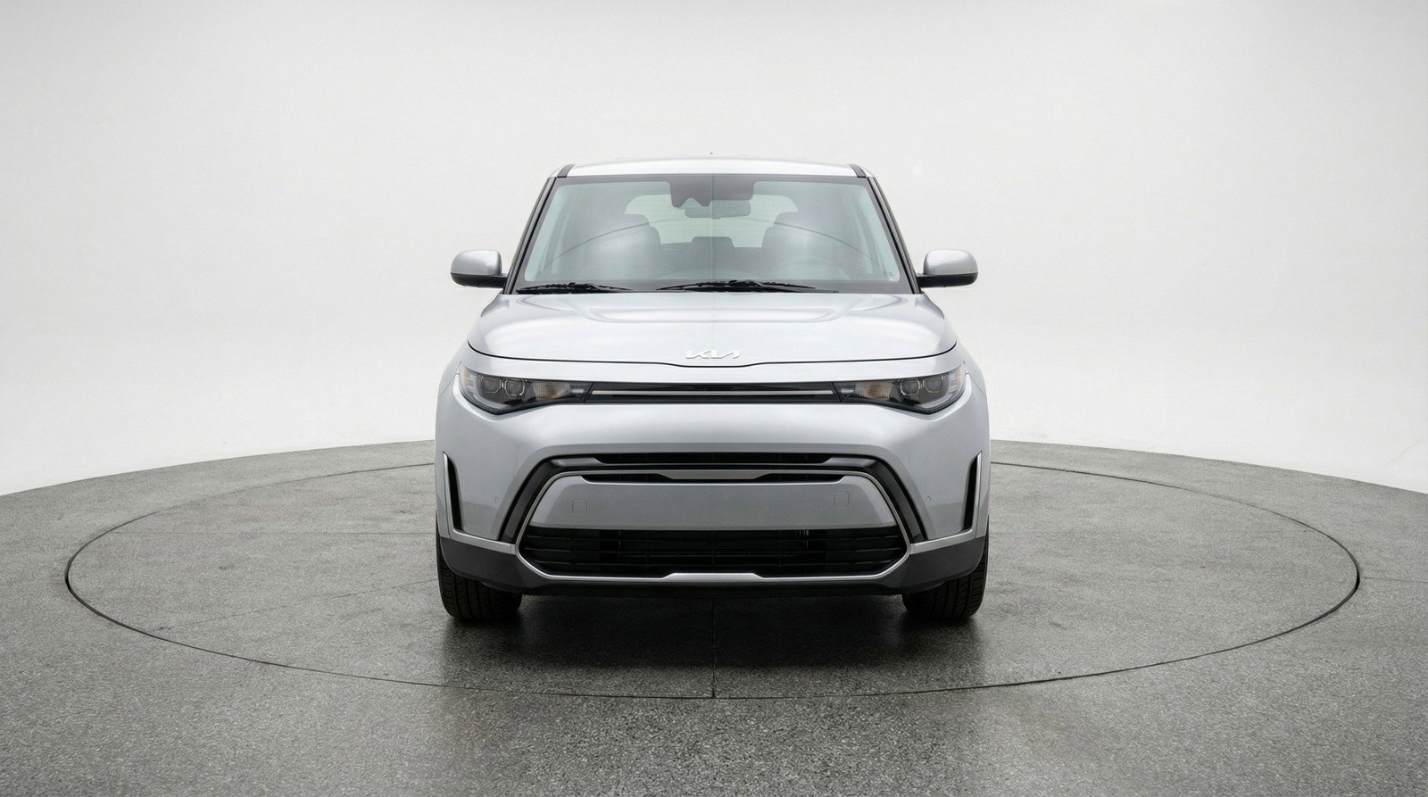 Used 2025 Kia Soul LX w/ LX Technology Package image 2