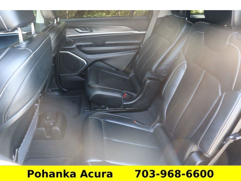 Used 2021 Jeep Grand Cherokee L Limited AWD/4WD image 27
