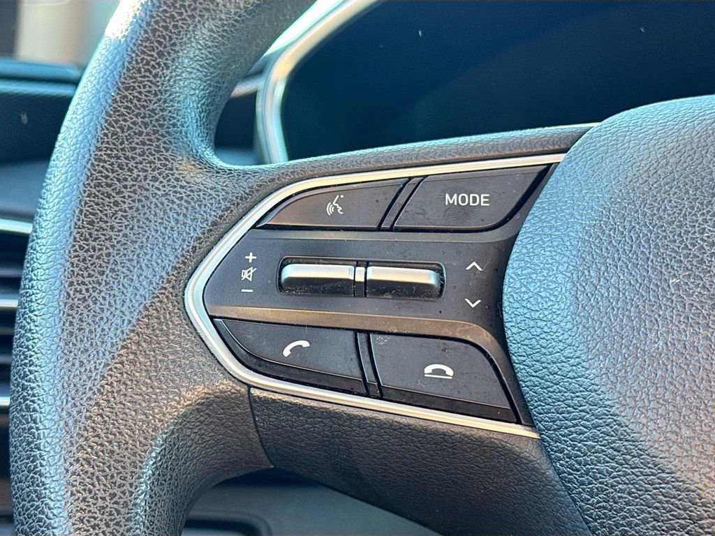 Used 2019 Hyundai Santa Fe SE image 6