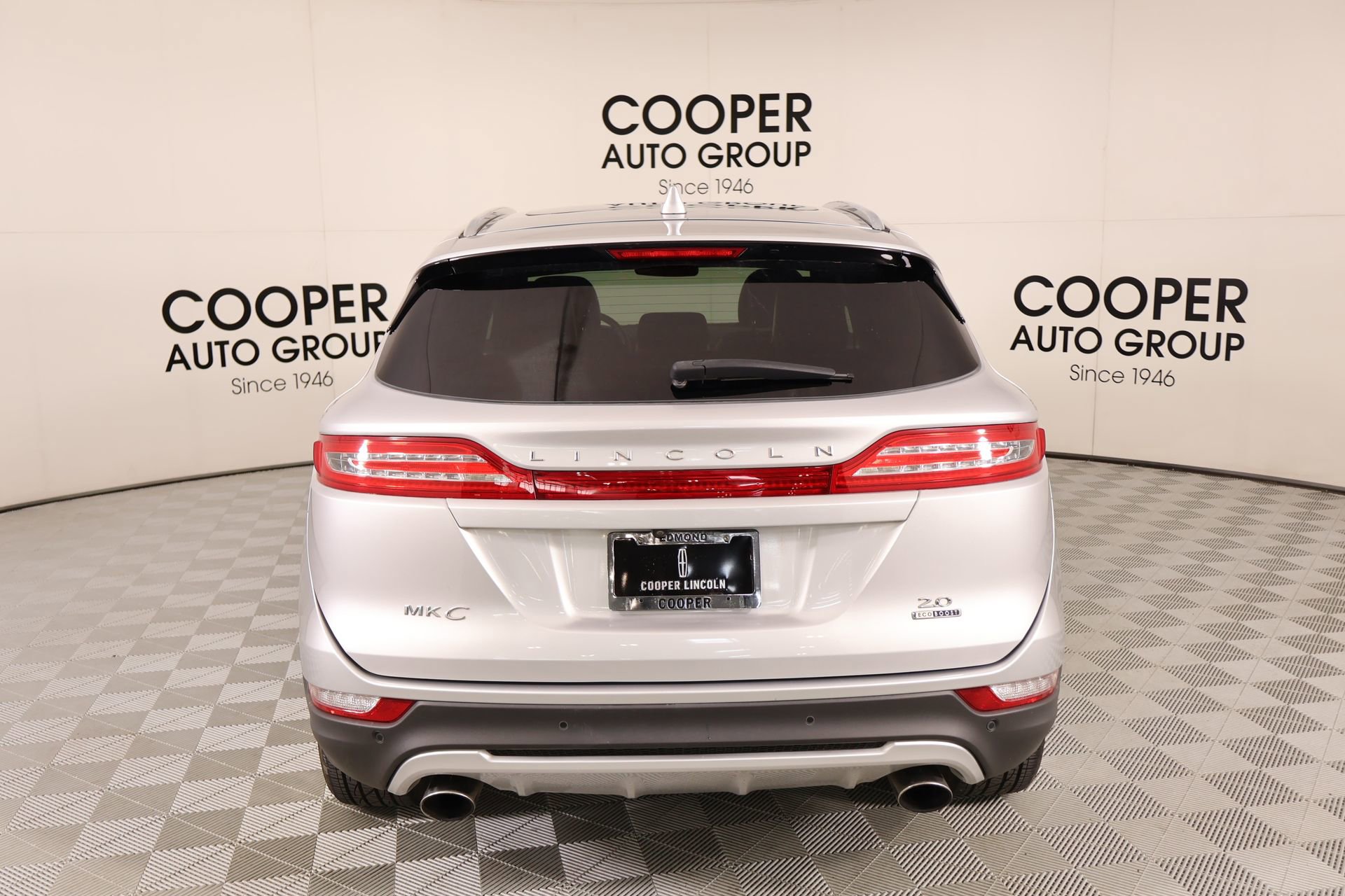 Used 2015 Lincoln MKC FWD w/ Equipment Group 102A Reserve image 23