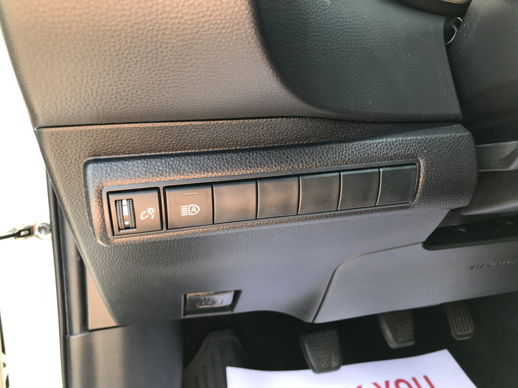 Used 2019 Toyota Corolla XSE FWD image 14