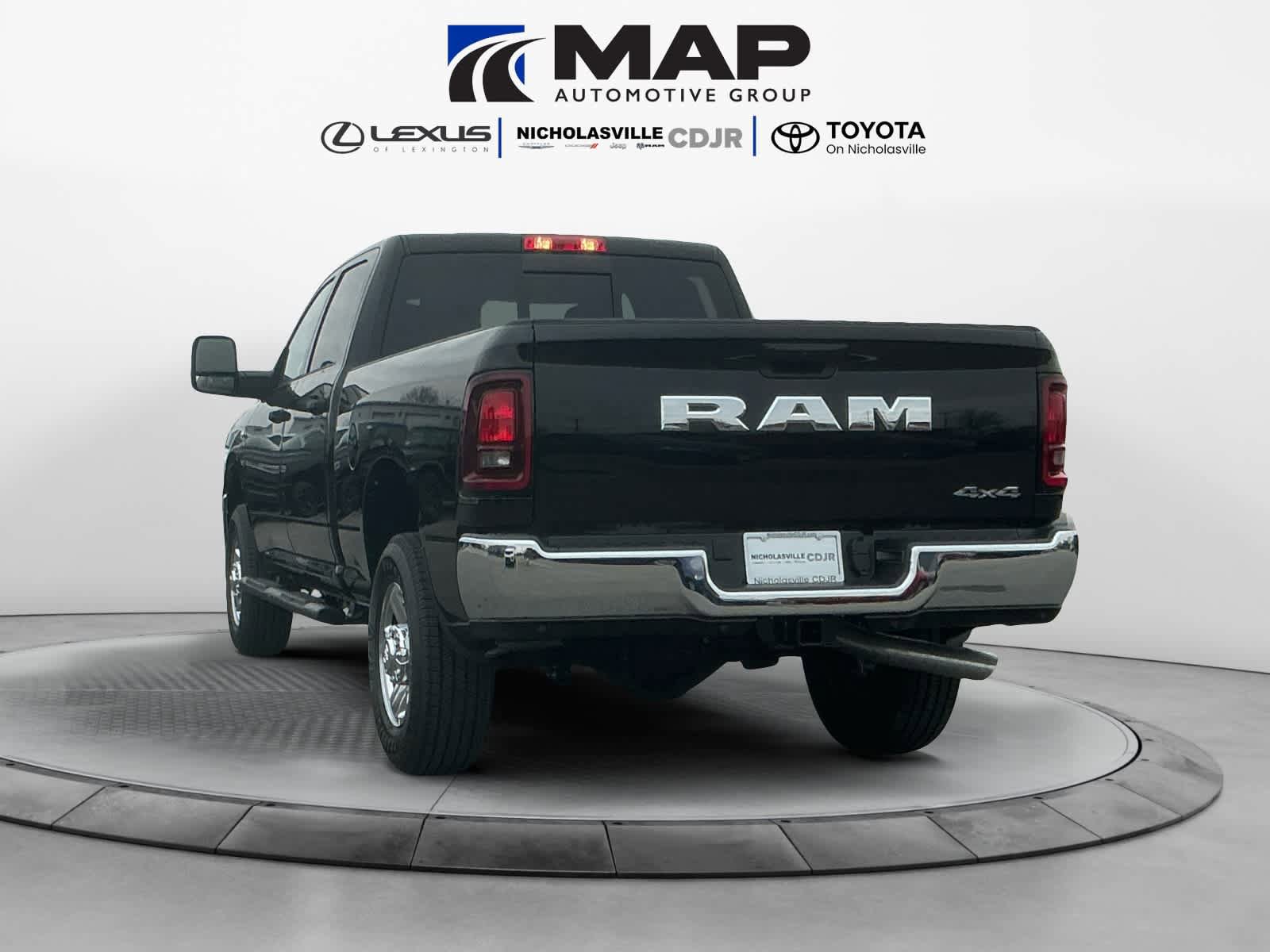 New 2026 RAM 3500 Tradesman AWD/4WD image 4