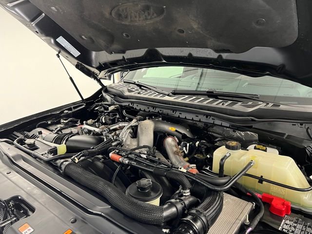 Used 2025 Ford F450 Platinum w/ FX4 Off-Road Package image 61