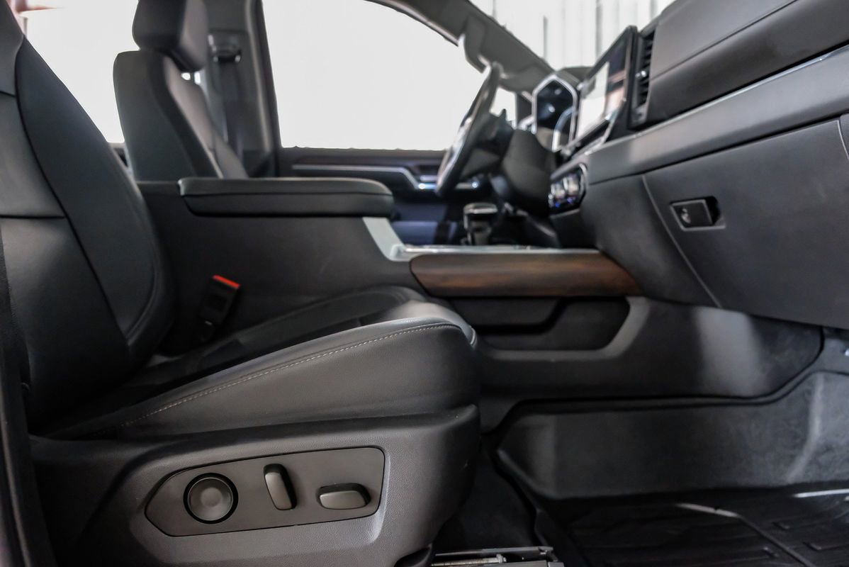 Used 2023 GMC Sierra 1500 SLT AWD/4WD image 31