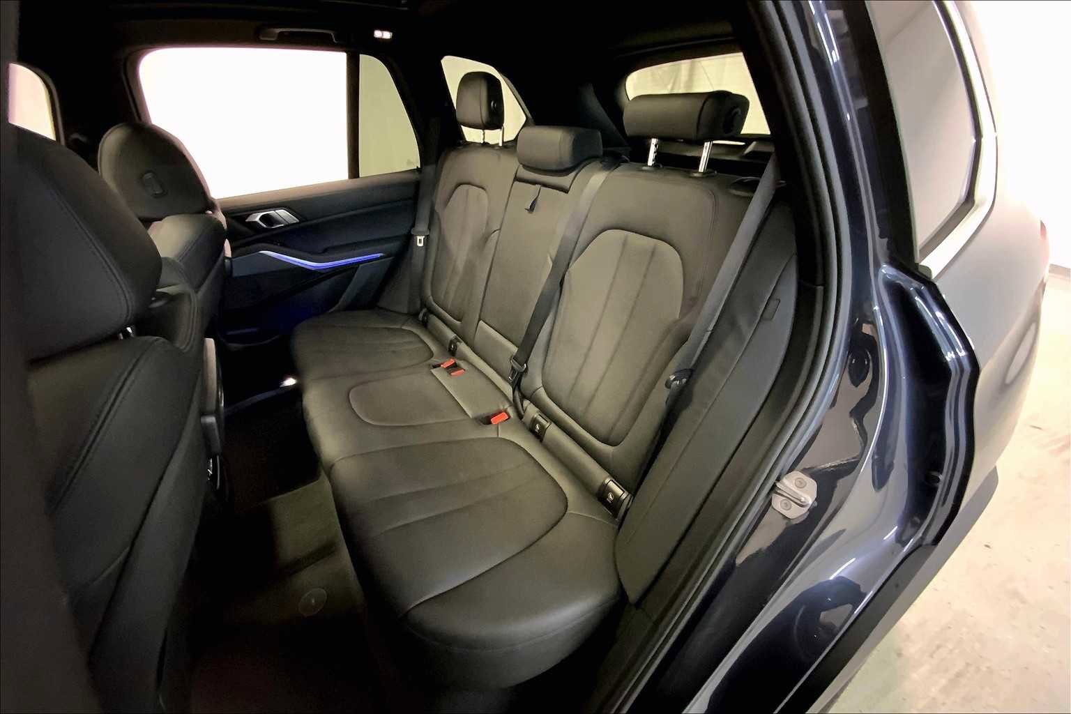 Used 2019 BMW X5 xDrive40i w/ Convenience Package image 21