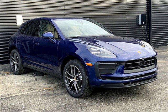 New 2026 Porsche Macan image 12